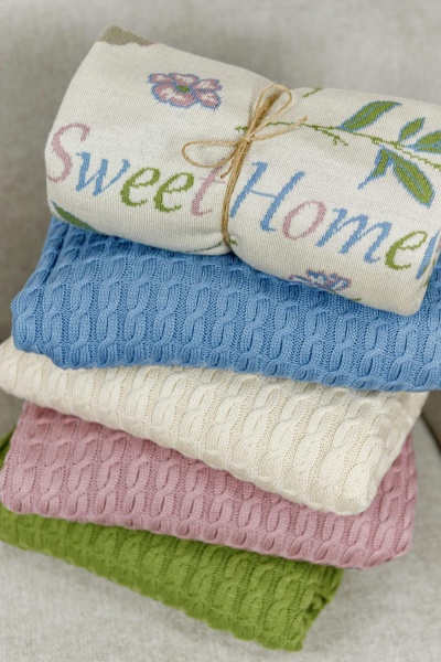 Плед Sweet home 90x130 см бежевый с рисунком