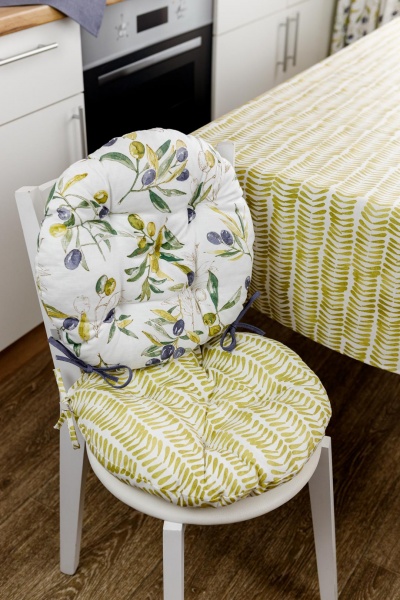 Скатерть водонепроницаемая Oliva Шафран 136x220 см La Nuit 