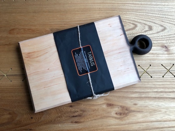 Дошка для подачі страв Tarkus 360х200 мм з круглою ручкою Tarkus 