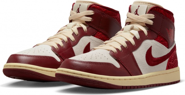 Кросівки Nike WMNS AIR JORDAN 1 MID SE DZ2820-601 р.38,5 червоний