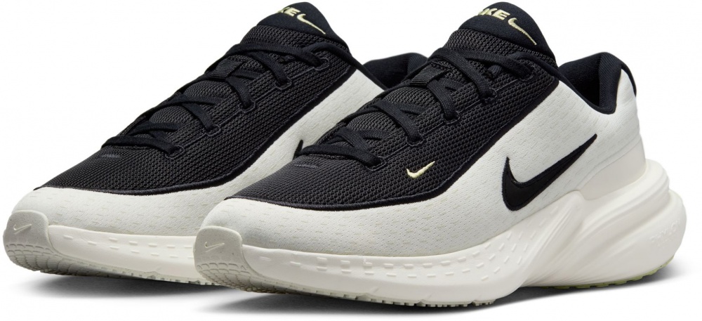 Кросівки чоловічі демісезонні Nike Uplift SC IB2765-100 р.42 білі із чорним