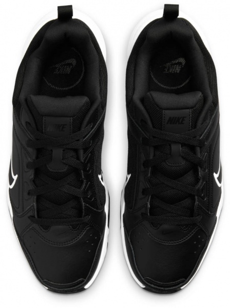 Кроссовки Nike DEFYALLDAY DJ1196-002 р.US 7,5 черный