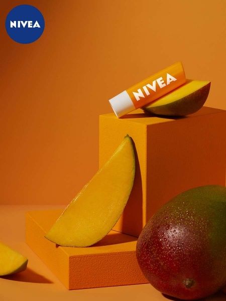 Бальзам для губ для губ Nivea Тропический манго увлажняющий 4,8 г