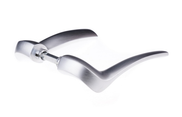 Ручка на розетці Linea Cali Ibis 023 матовий хром