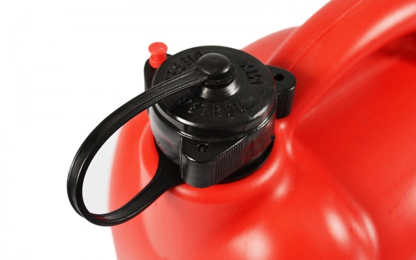 Канистра пластиковая Bottari с лейкой 28061-IS 5 л