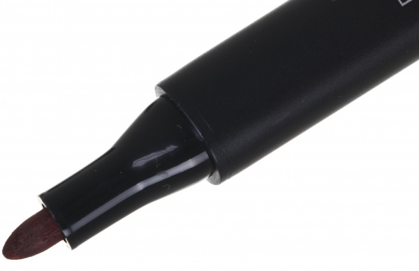 Маркер перманентний Nota Bene трикутний 2 мм червоний 