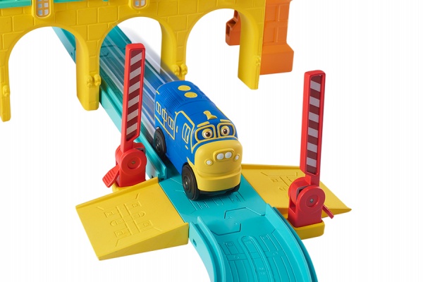 Паровозик Chuggington Брюстер на батарейках EU890402