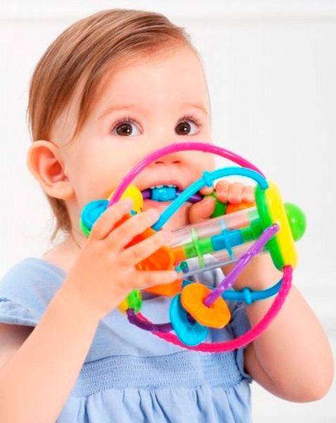 Развивающая игрушка Bebelino лабиринт с бусины Гусеница 58138