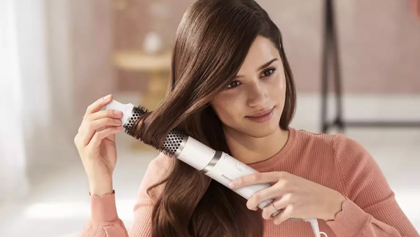 Фен-щетка Philips HP8663/00 