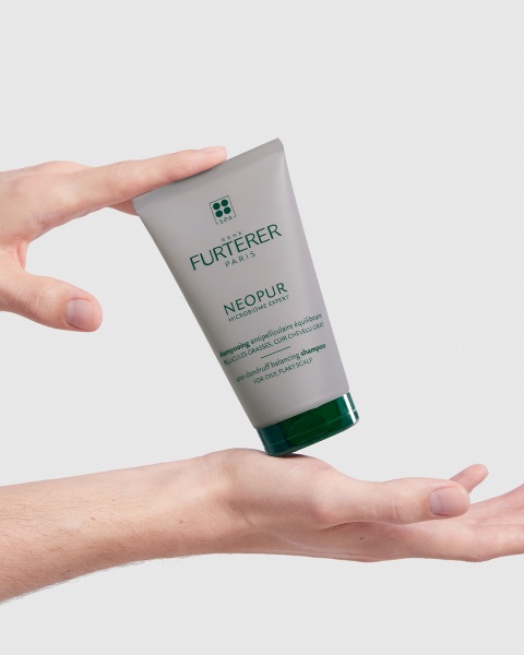 Шампунь Rene Furterer NEOPUR против жирной перхоти 150 мл