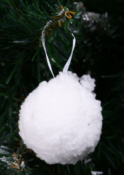 Набір ялинкових куль білий CAA223500 d50 мм 5 шт./уп. 