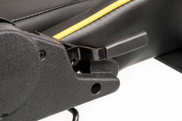 Крісло Special4You ExtremeRace E4756 чорно-жовтий 