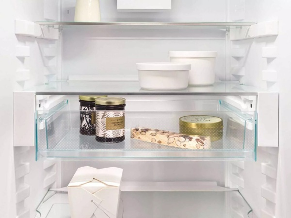 Холодильник Liebherr CBNd 5723 Plus