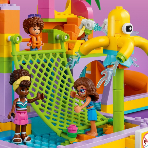 Конструктор LEGO Friends Аквапарк 41720
