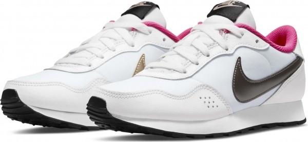 Кроссовки Nike MD Valiant CN8558-105 р.US 5Y белый