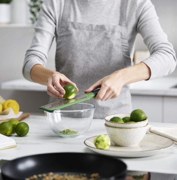 Тертка зелена з сріблястим 1000968 Joseph Joseph