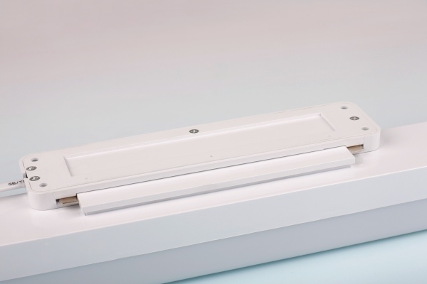 Світильник настінно-стельовий LedPulsar Dash-26R LED 26 Вт білий 