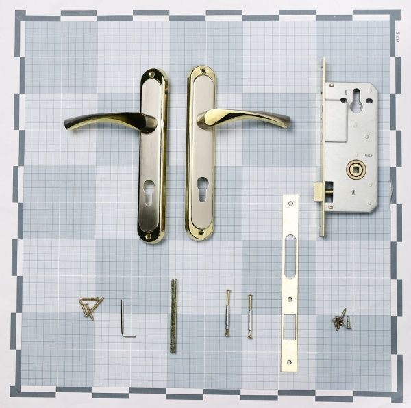 Замок врізний з ручками Bravo PZ 85 мм золотий