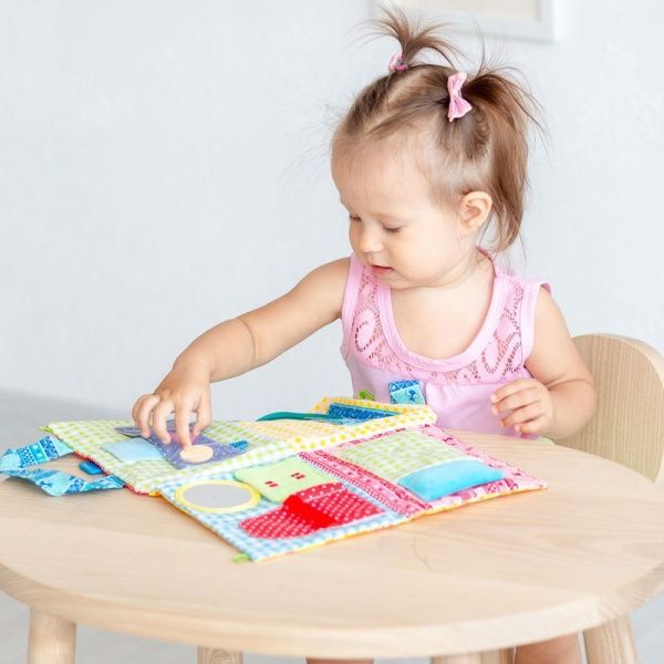 Игрушка развивающая Macик Домик-сумочка МС 040702-01