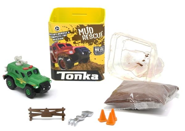 Игровой набор Tonka Машинка металлическая с массой для лепки и аксессуарами в ассортименте 1:64 6051