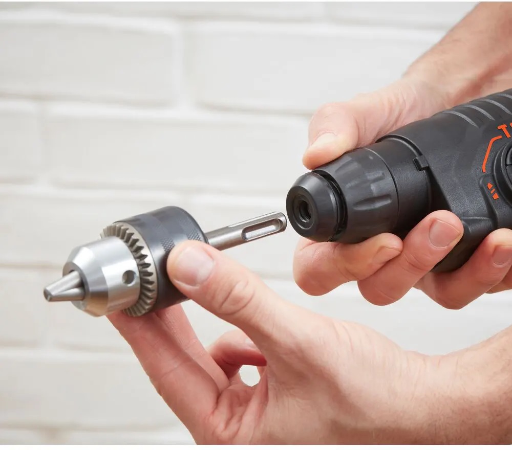 Перфоратор Black+Decker BEHS01K