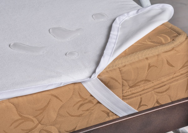 Наматрацник MirSon Light №214 (трикотажний AQUA-stop) водонепроникний з резинкою у кутах 26х200x220 см 2200000691729 