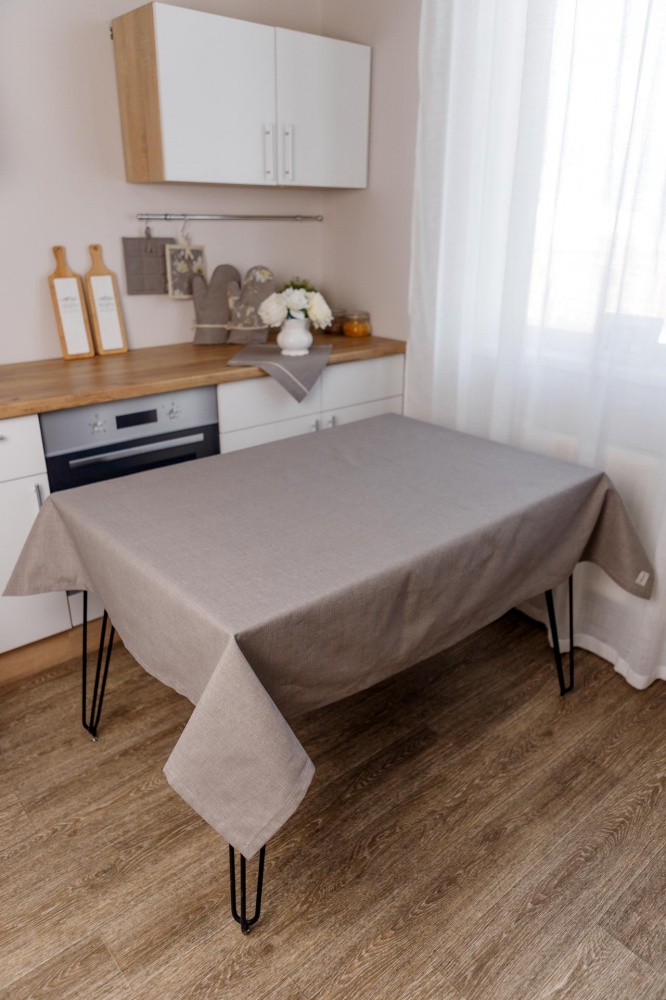 Скатерть Магнолия 133x180 см La Nuit