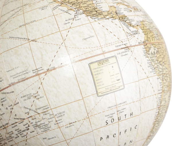 Глобус в ассортименте 21,5x12 см