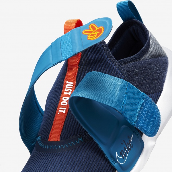 Кросівки Nike FLEX ADVANCE SE (PS) DC5562-400 р.33 синій