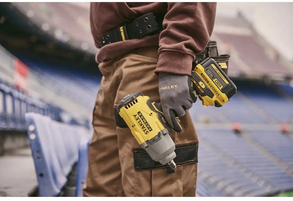 Гайковерт ударний акумуляторний Stanley FatMax SFMCF940M1