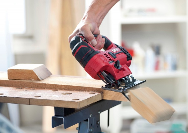 Електролобзик SKIL SW1E4530AA