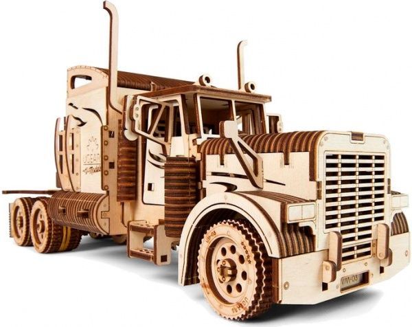 3D-конструктор Ugears Тягач VM-03 70056