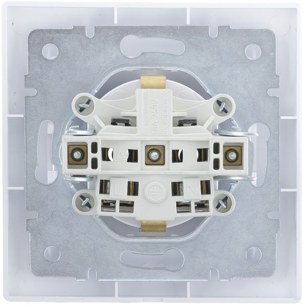 Розетка із заземленням UP! (Underprice) One Plus без шторок без кришки білий 706-0202-122B