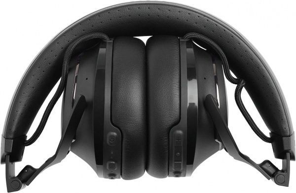 Наушники JBL® CLUB 700 BT black 