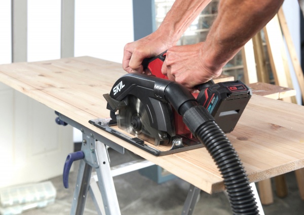 Пилка дискова SKIL SW1E3520CA