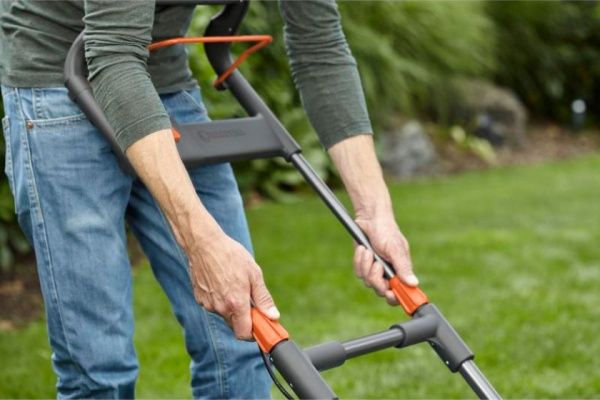 Газонокосарка електрична Gardena PowerMax 1600/37 (5037-20)