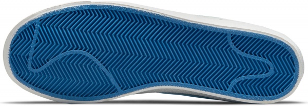 Кроссовки Nike Blazer Mid '77 SE DH6757-001 р.US 6,5 белый