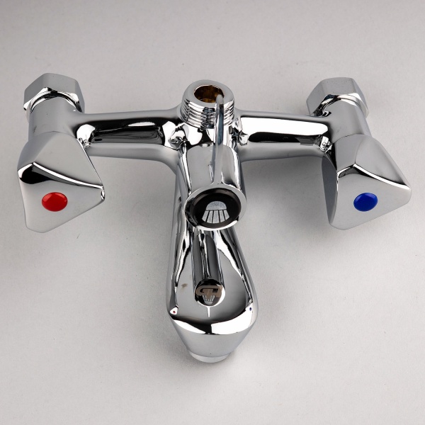 Смеситель для ванны GH Steel 32.10.127 с душевым набором