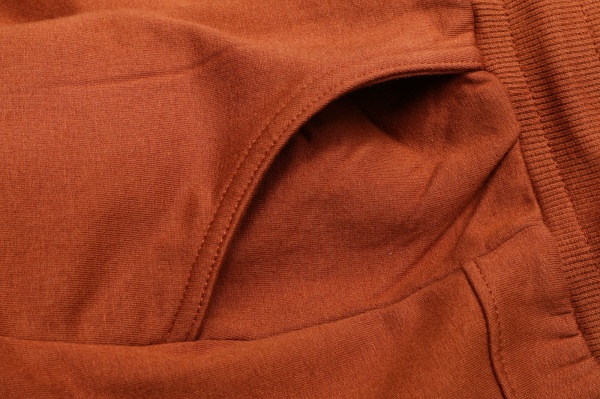 Брюки спортивні NWM для хлопчиків р.140 коричневий U44167-1 