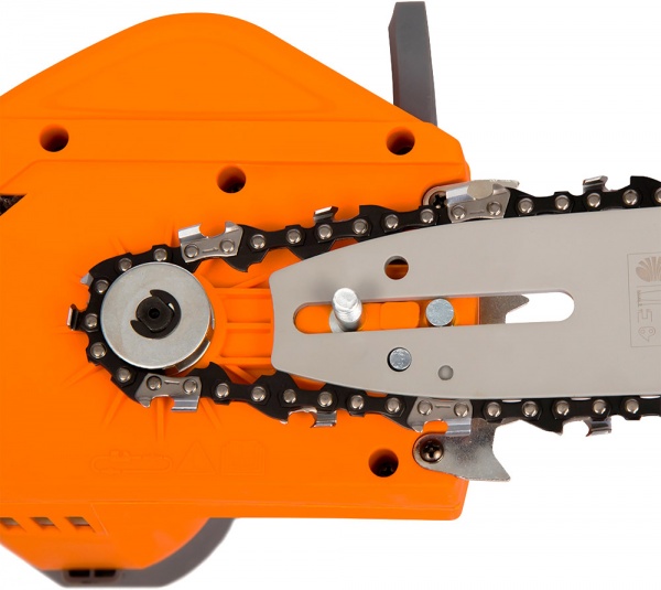 Електропила Daewoo DACS 1800E