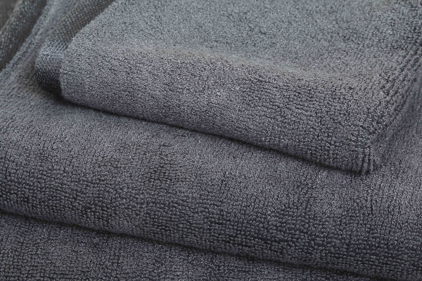 Полотенце махровое Glossy 50x90 см антрацит Texpol 