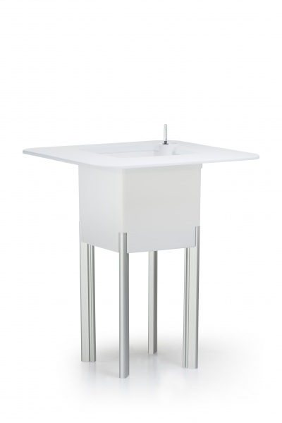 Горщик пластиковий Mondum Медітеранео 40x45x36 см (ніжки коричневі/срібні) квадратний 36 л білий 