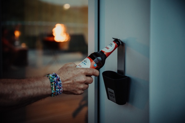 Открывалка для бутылок Johnny Catch Cup Hoefats