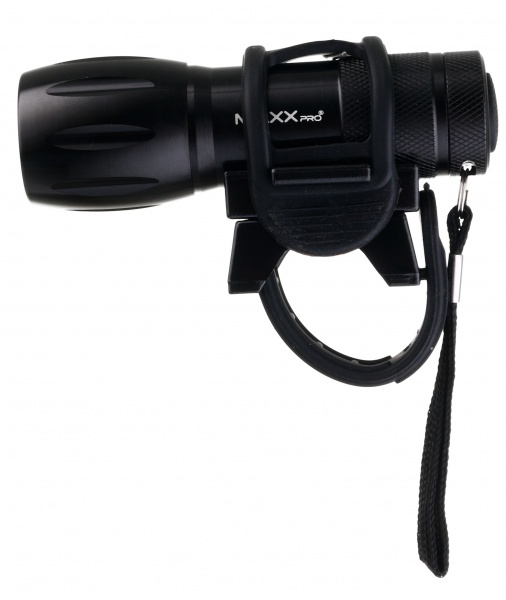 Фонарик MaxxPro LB+B-829 черный