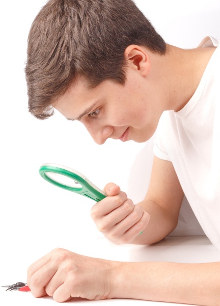 Лупа Navir з пінцетом 7020