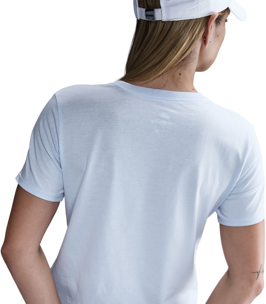 Футболка Nike W NSW CLUB SS TEE DX7902-423 р.XS голубой