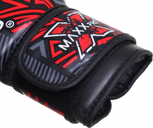 Рукавички для карате MaxxPro AVG-250 р. 6 червоний