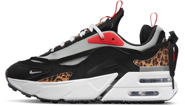 Кроссовки Nike AIR MAX FURYOSA DH5104-002 р.40 черный