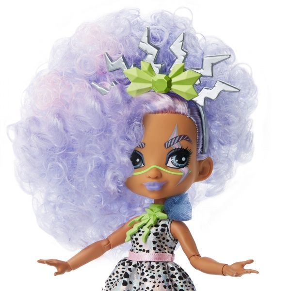 Кукла Cave Club Бешли