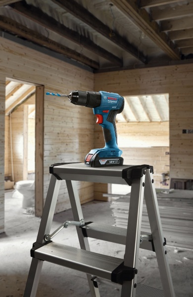 Шуруповерт ударний акумуляторний Bosch Professional GSB 185-LI 06019K3100